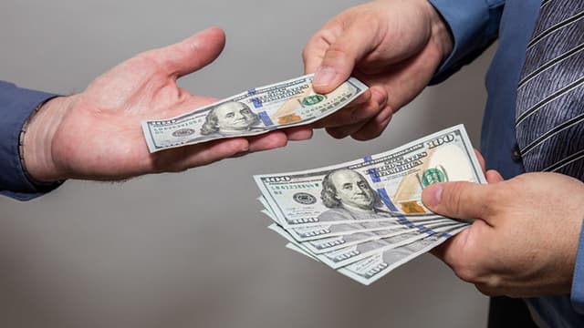 What Is EPS (Earnings Per Share) and How Is It Calculated?