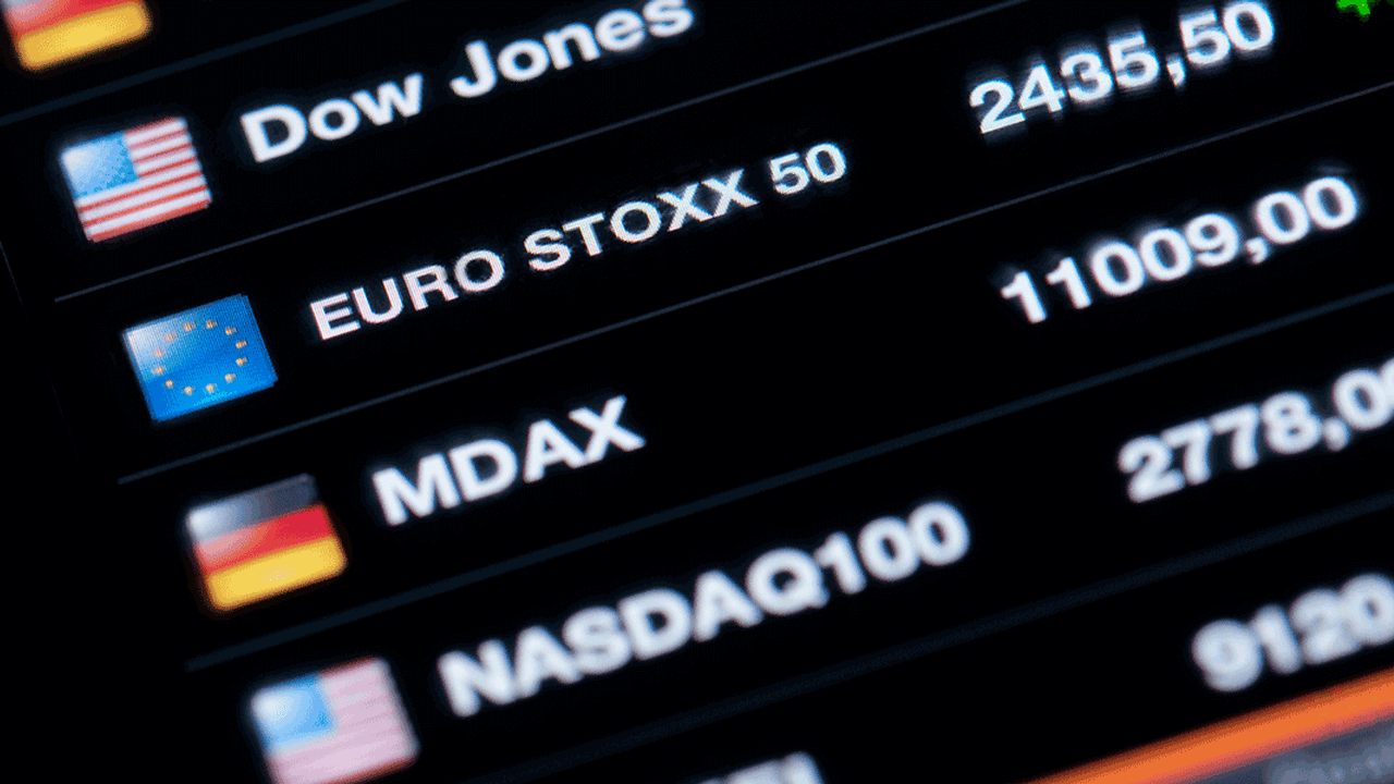 What Is an Index Fund? How Do They Work and What Are the Benefits?