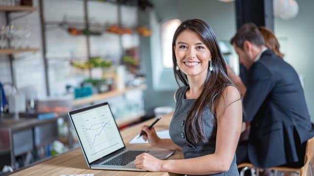 What Is a Financial Analyst and What Do They Do?