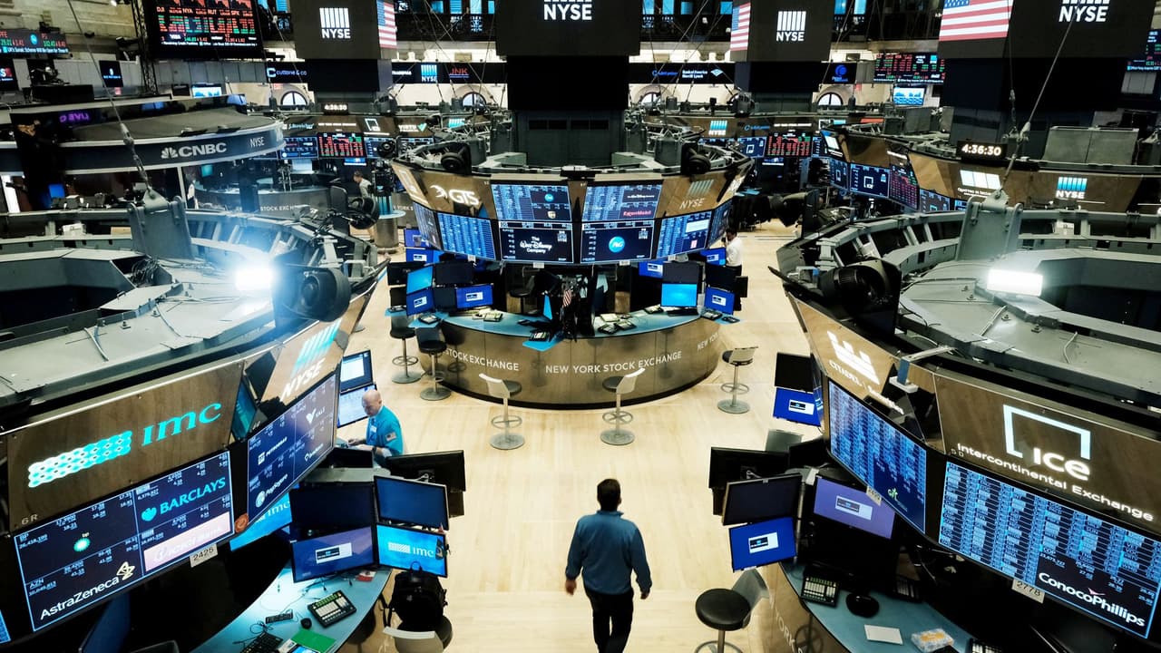How Does the Stock Market Work and What Are the Risks?